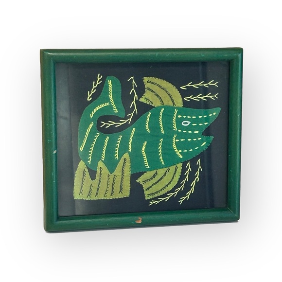 3 Vintage Molas Handmade and Framed - Picture 2 of 14